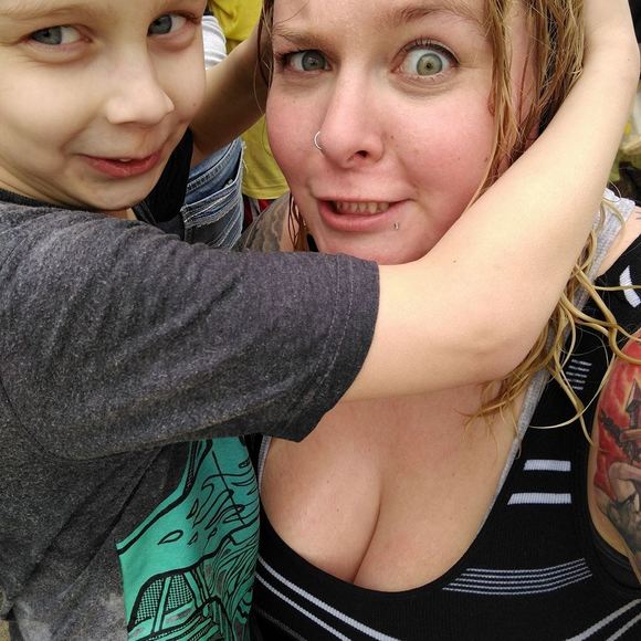 Meet your Posher, Kristin - Picture 1 of 1